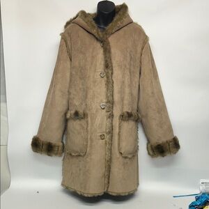 Dennis Basso Tan Teddy Jacket Faux Fur Trim reversible , large, mafia wife hood